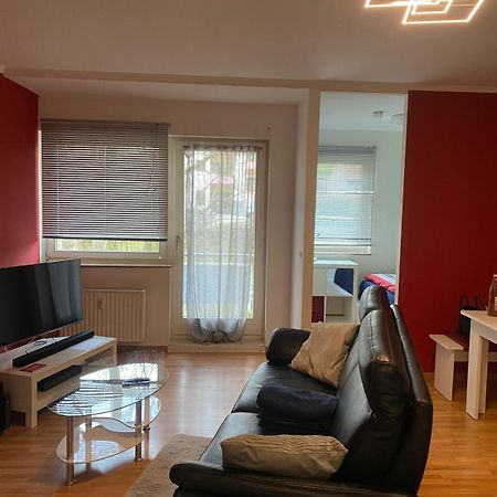 Zwei Zimmer Appartment Mit Balkon Und Stellplatz Voll Moebliert Τρίερ Εξωτερικό φωτογραφία