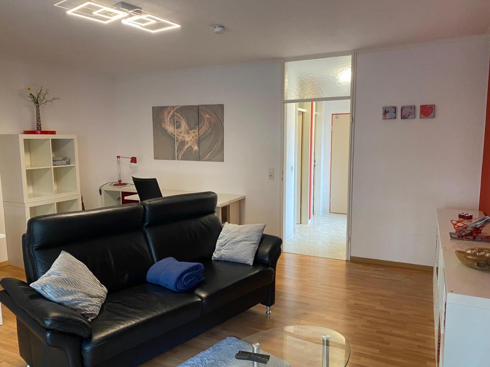 Zwei Zimmer Appartment Mit Balkon Und Stellplatz Voll Moebliert Τρίερ Εξωτερικό φωτογραφία