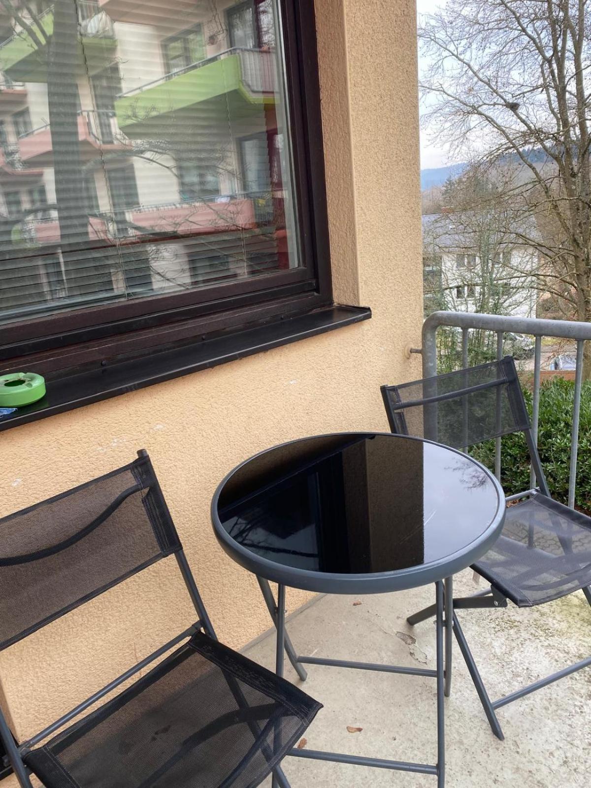 Zwei Zimmer Appartment Mit Balkon Und Stellplatz Voll Moebliert Τρίερ Εξωτερικό φωτογραφία